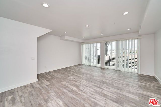 603 W 41st Place, Los Angeles, CA 90037