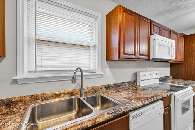 1308 S 26th St, Louisville, KY 40210