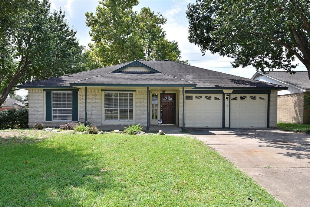 19903 Edensborough Drive, Katy, TX 77449