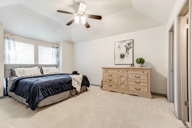 1739 La Mancia, San Antonio, TX 78258