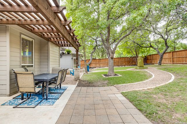 1739 La Mancia, San Antonio, TX 78258