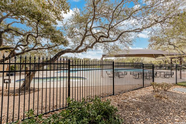 1739 La Mancia, San Antonio, TX 78258