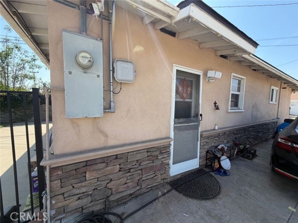 4325 Bannister, El Monte, CA 91732