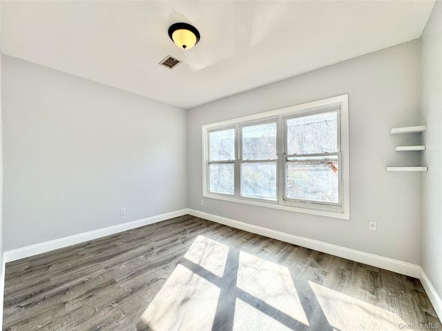 43-15 156th Street 2nd Fl, Flushing, NY 11355