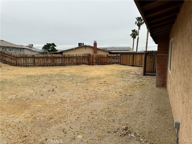 2032 Notre Dame Court, Barstow, CA 92311