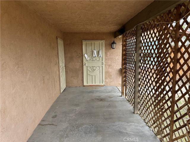 2032 Notre Dame Court, Barstow, CA 92311