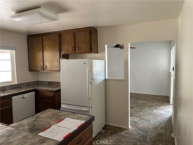 2032 Notre Dame Court, Barstow, CA 92311