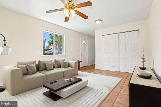 8217 DUNDALK AVE, Dundalk, MD 21222