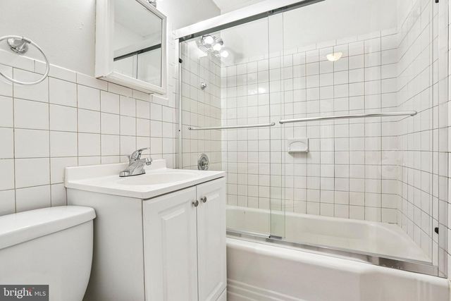8217 DUNDALK AVE, Dundalk, MD 21222
