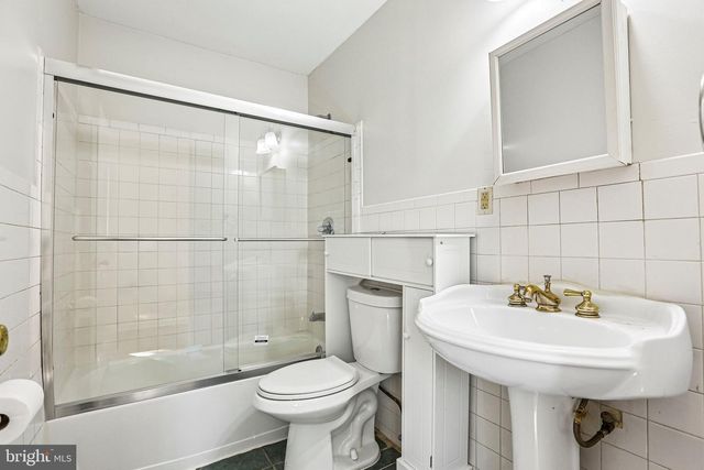 8217 DUNDALK AVE, Dundalk, MD 21222