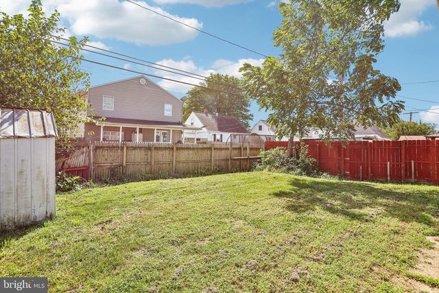 8217 DUNDALK AVE, Dundalk, MD 21222