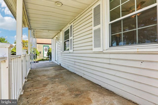 8217 DUNDALK AVE, Dundalk, MD 21222