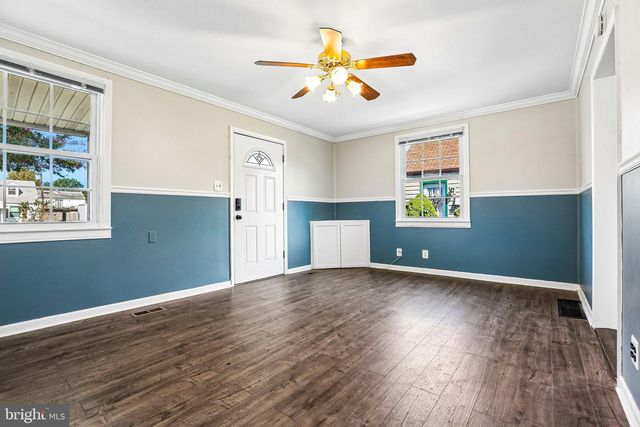 8217 DUNDALK AVE, Dundalk, MD 21222