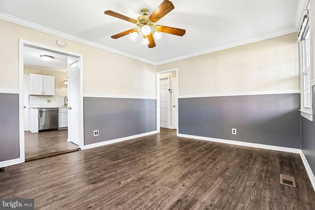 8217 DUNDALK AVE, Dundalk, MD 21222