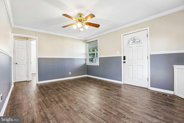 8217 DUNDALK AVE, Dundalk, MD 21222