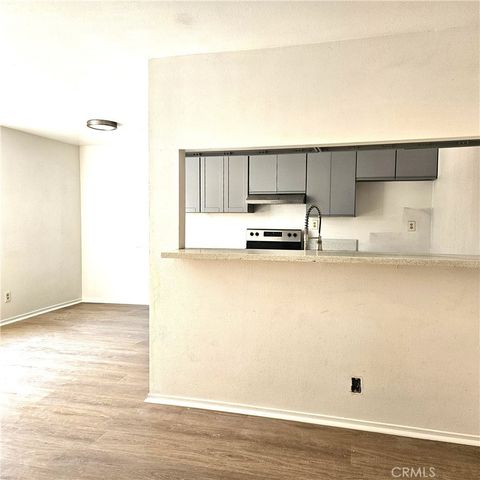 426 E Hullett A, Long Beach, CA 90805