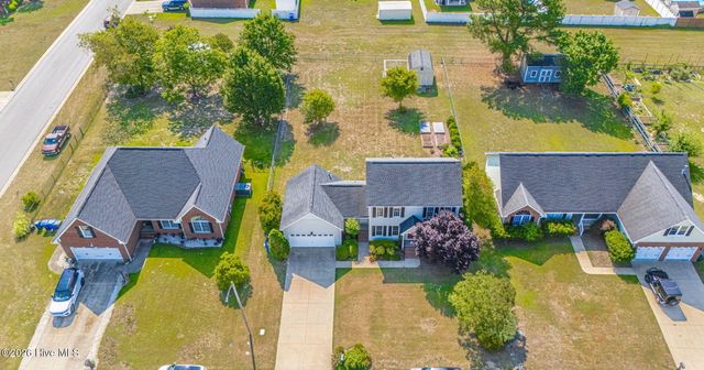 2909 Winton Drive, Fayetteville, NC 28306
