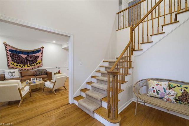 8 Elm Grove Way, Greensboro, NC 27405