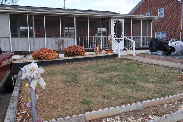 351 CAMPBELL ST, Staunton, VA 24401