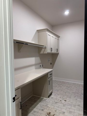 3084 Avilla Manor, Alexander, AR 72002