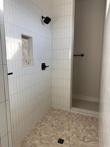 3084 Avilla Manor, Alexander, AR 72002