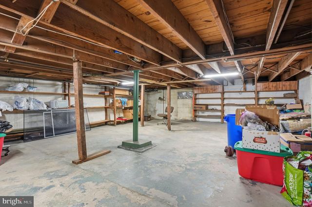 33 HENRY AVE, Feasterville Trevose, PA 19053