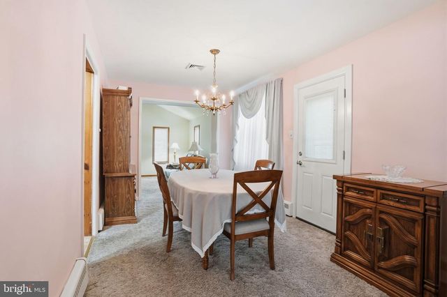 33 HENRY AVE, Feasterville Trevose, PA 19053