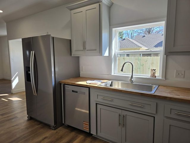 309 C Street NW, Miami, OK 74354