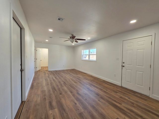 309 C Street NW, Miami, OK 74354