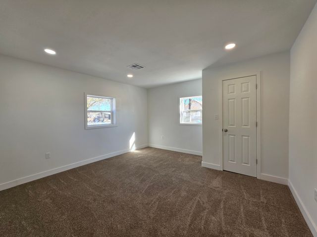 309 C Street NW, Miami, OK 74354