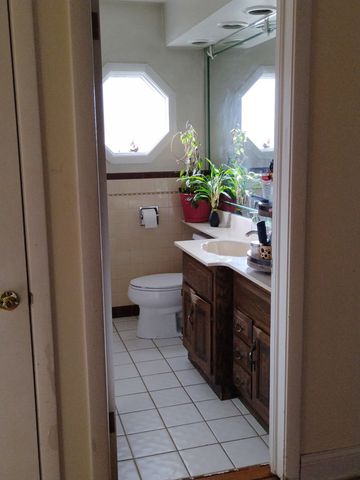 9741 Kildare Avenue, Skokie, IL 60076