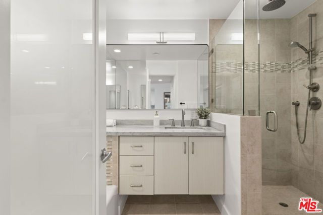 8787 Shoreham Drive 109, West Hollywood, CA 90069