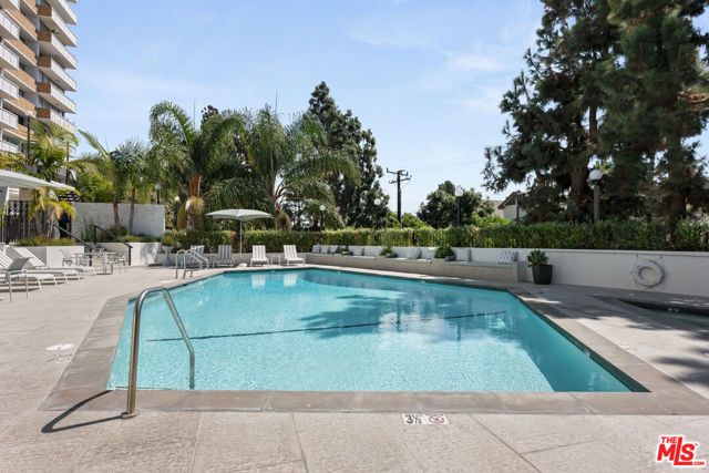 8787 Shoreham Drive 109, West Hollywood, CA 90069