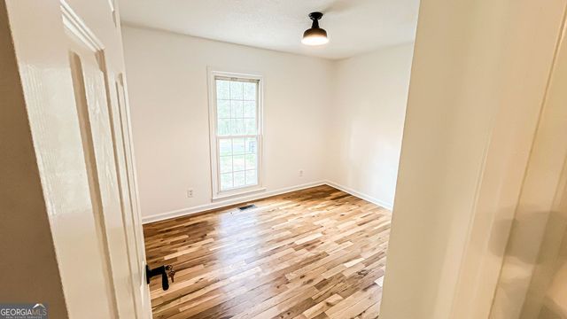 3276 Hickory Bluff Dr, Marietta, GA 30062