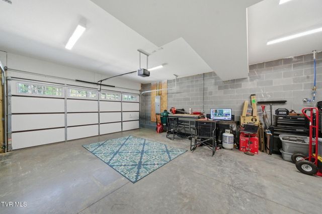 353 County Farm Road, Jonesborough, TN 37659