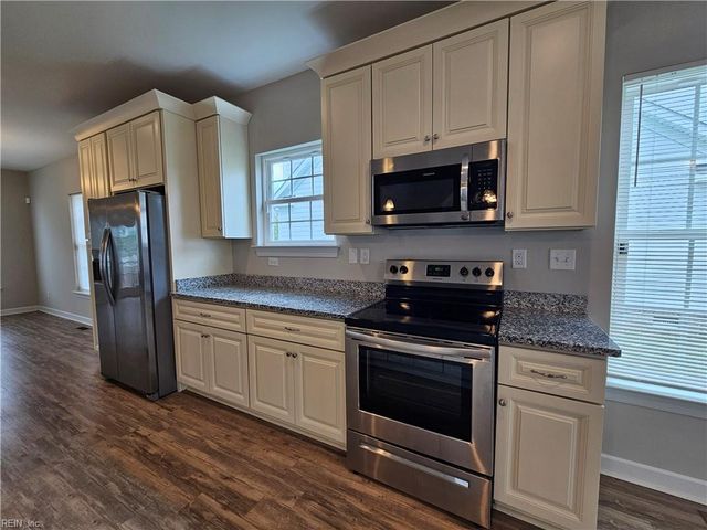 1729 Todd ST, Norfolk, VA 23523