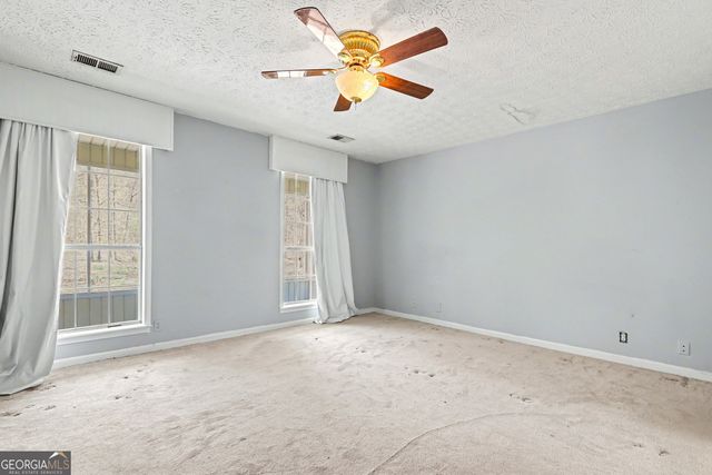 376 Doe Lane, Mansfield, GA 30055