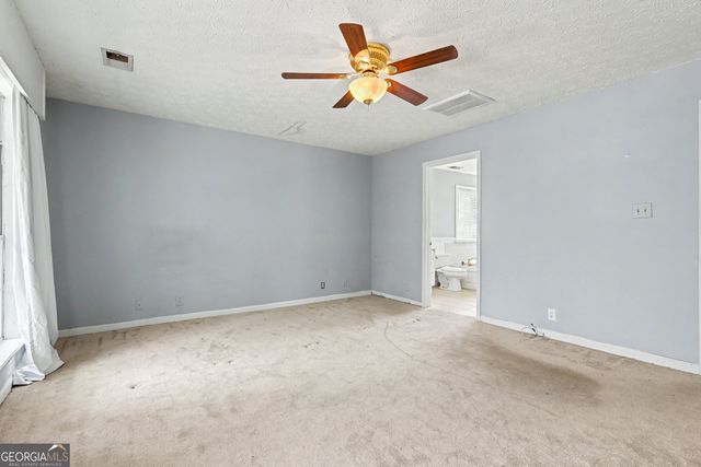 376 Doe Lane, Mansfield, GA 30055