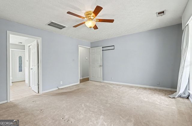 376 Doe Lane, Mansfield, GA 30055