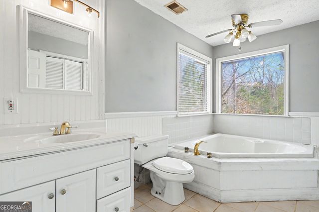 376 Doe Lane, Mansfield, GA 30055