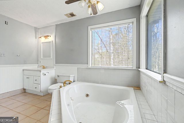 376 Doe Lane, Mansfield, GA 30055