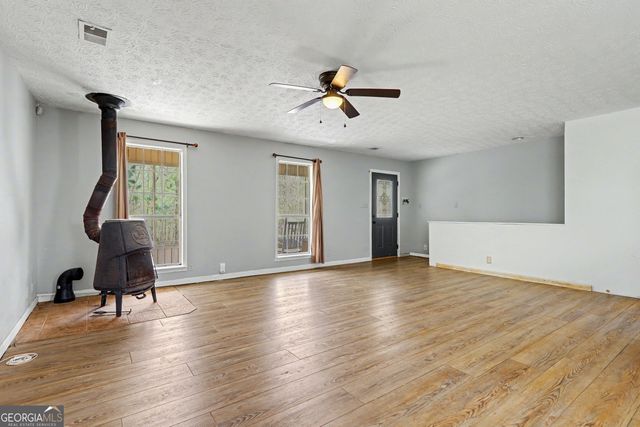 376 Doe Lane, Mansfield, GA 30055