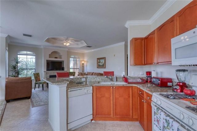 2733 VIA CIPRIANI 830B, Clearwater, FL 33764