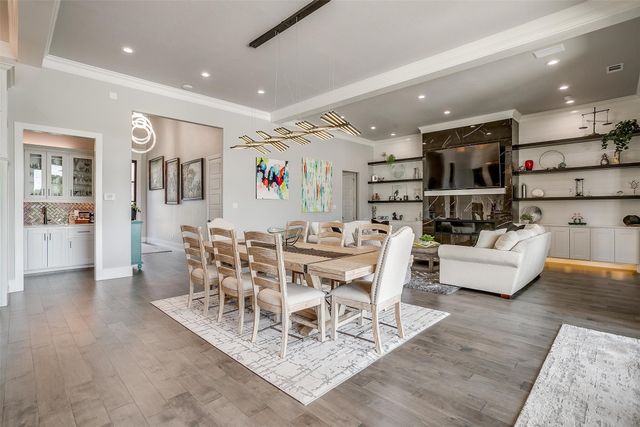 720 Glade Park Court, Azle, TX 76020
