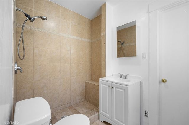 525 W Wilson Avenue, Glendale, CA 91203