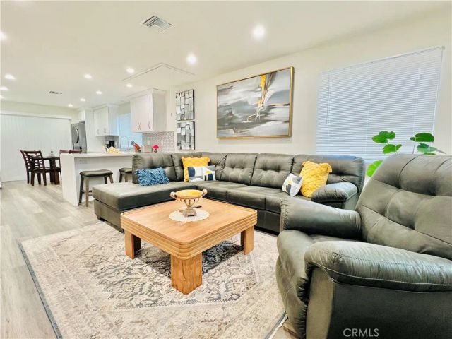 9014 Wilbur Avenue, Northridge, CA 91324