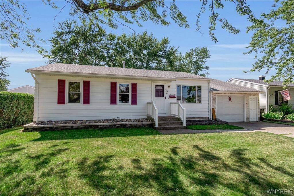 136 Frederick Road, Tonawanda, NY 14150
