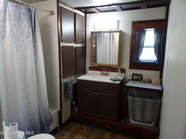 552 Outback LOOP, Spirit Lake, ID 83869