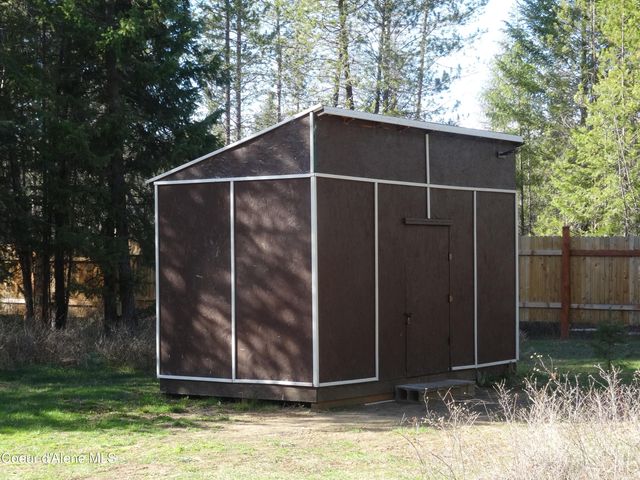552 Outback LOOP, Spirit Lake, ID 83869