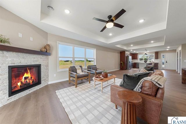 200 E Connie Lane, Eagle Lake, MN 56024